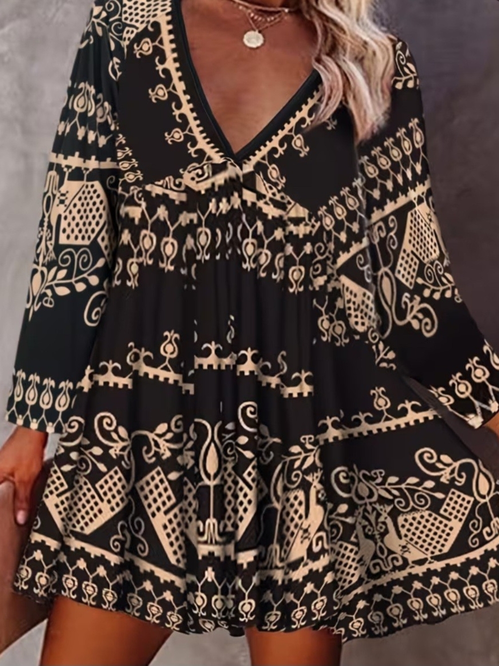 Black & Cream V-Neck Boho Swing Dress